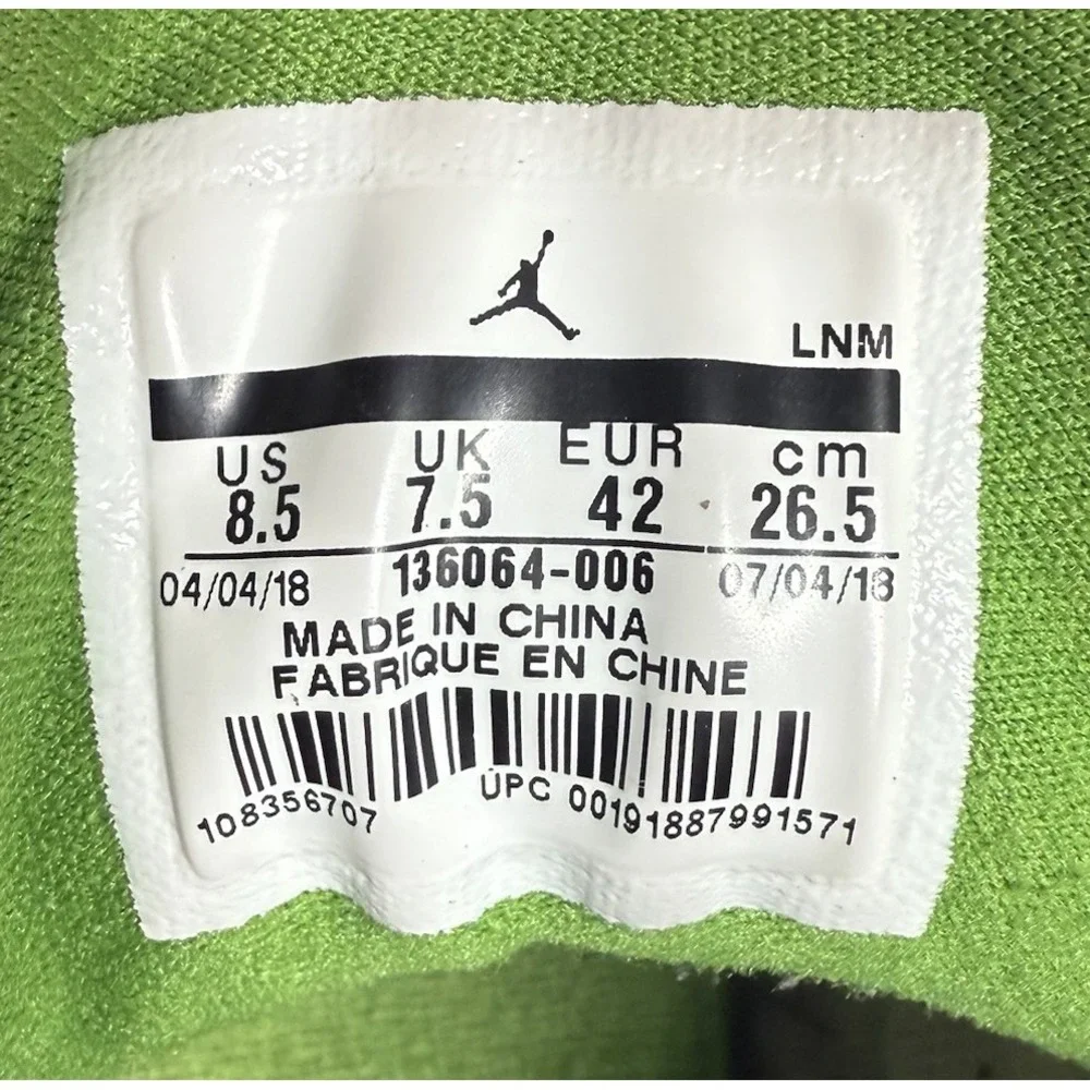 Size 8.5 -‎ Air Jordan 3 Retro Chlorophyll 136064-006
